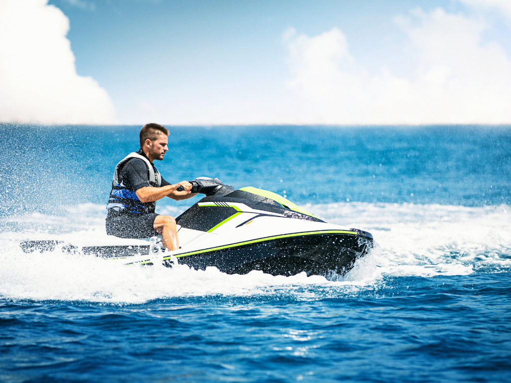 Read more about the article The Thrill Seeker’s Dilemma: To Own or Rent a Jet Ski?