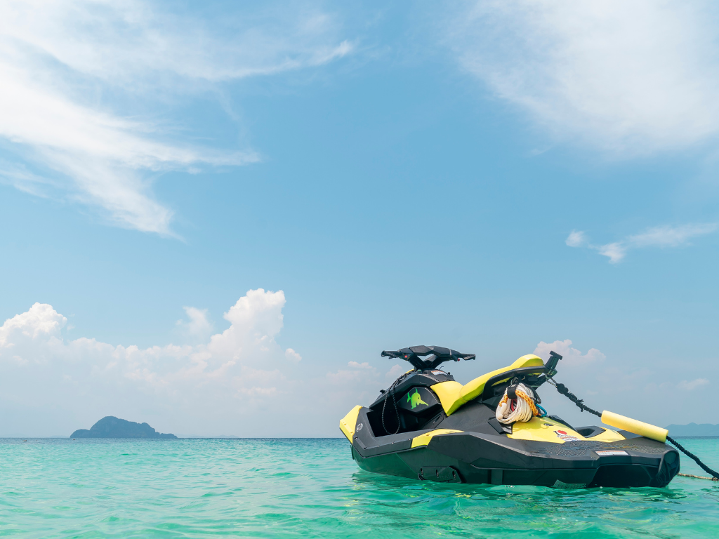 Read more about the article Are There Any Special Requirements for Operating a Jet Ski?