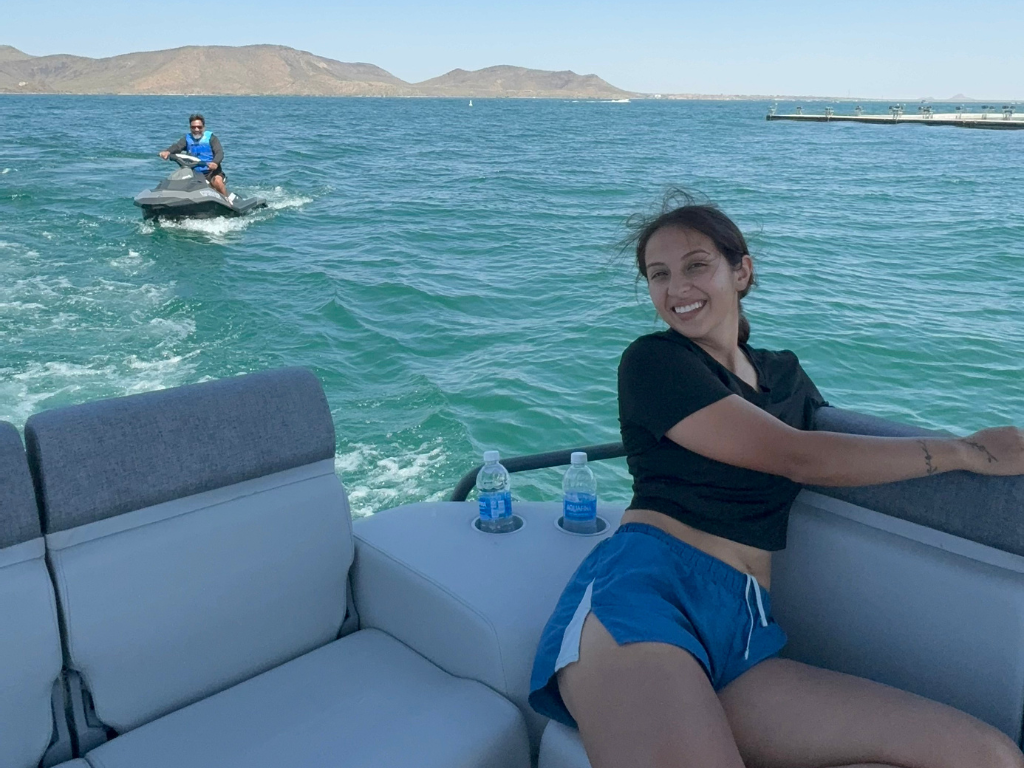 Boat rental, boat rentals near me, boat rental near me, boat rentals, pontoon boat rental, lake pleasant, pontoon boat rentals , rent a boat near me
