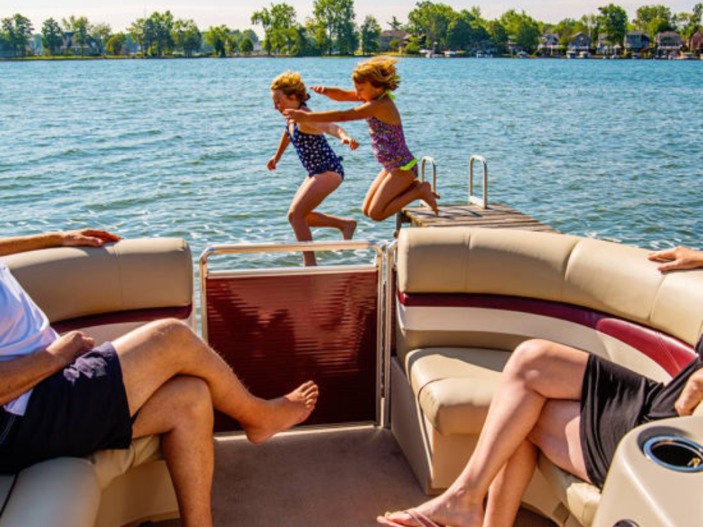 Boat rental, boat rentals near me, boat rental near me, boat rentals, pontoon boat rental, lake pleasant, pontoon boat rentals , rent a boat near me 