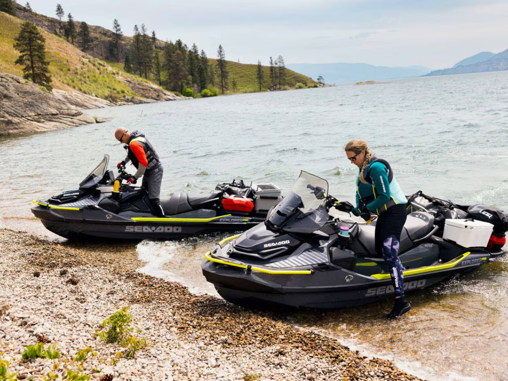 Read more about the article Everything You Need to Know About Jet Skiing with Adventus Club on Lake Pleasant, AZ