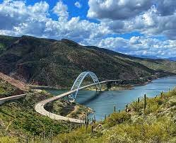 Read more about the article Camping and Boating at Roosevelt Lake