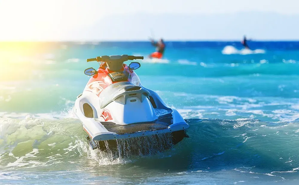 Read more about the article Essential Jet Ski Accessories for Beginners